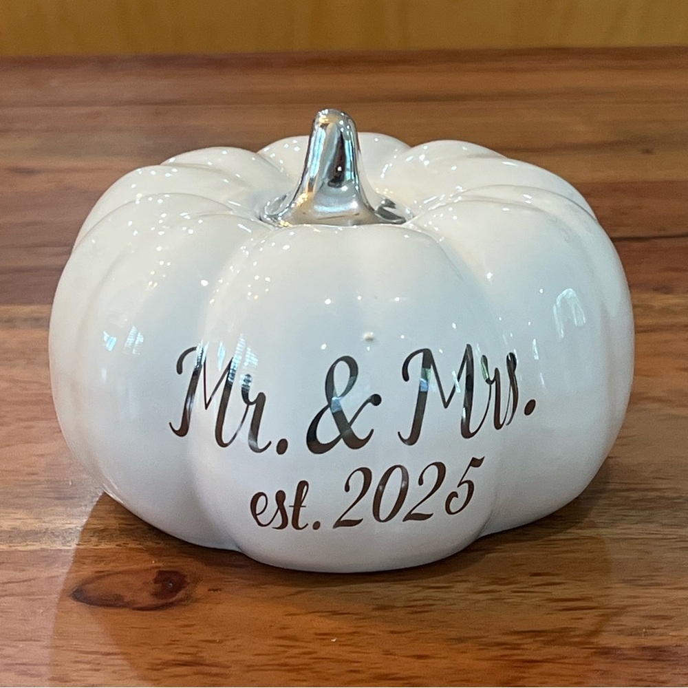 2025 Mr & Mrs Weeding Pumpkin Decor With Silver Stem NWT